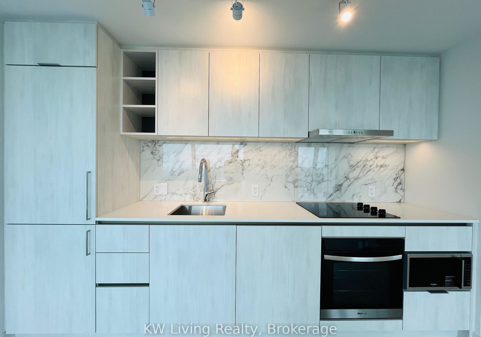 8-wellesley-street-w-toronto-ontario-c12261270