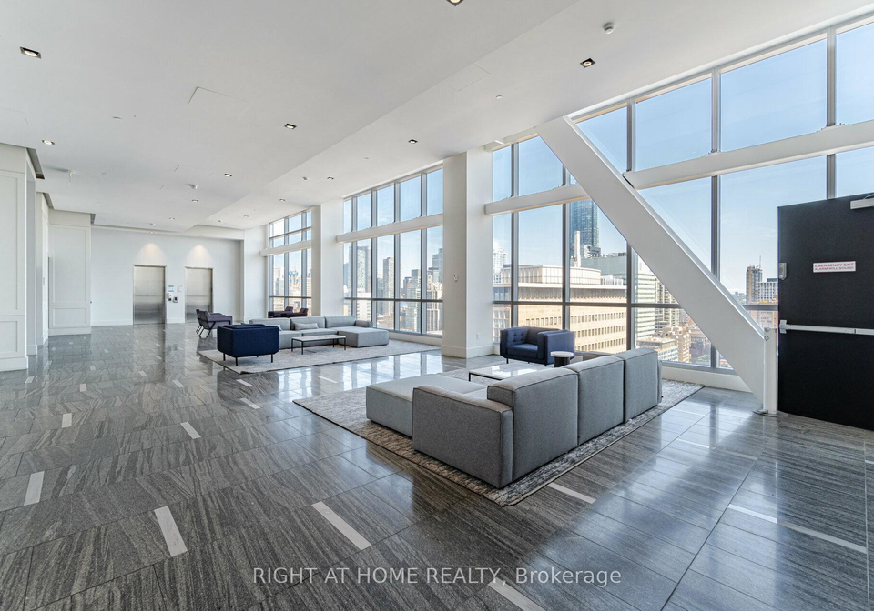 488-university-avenue-s-toronto-ontario-c12261334