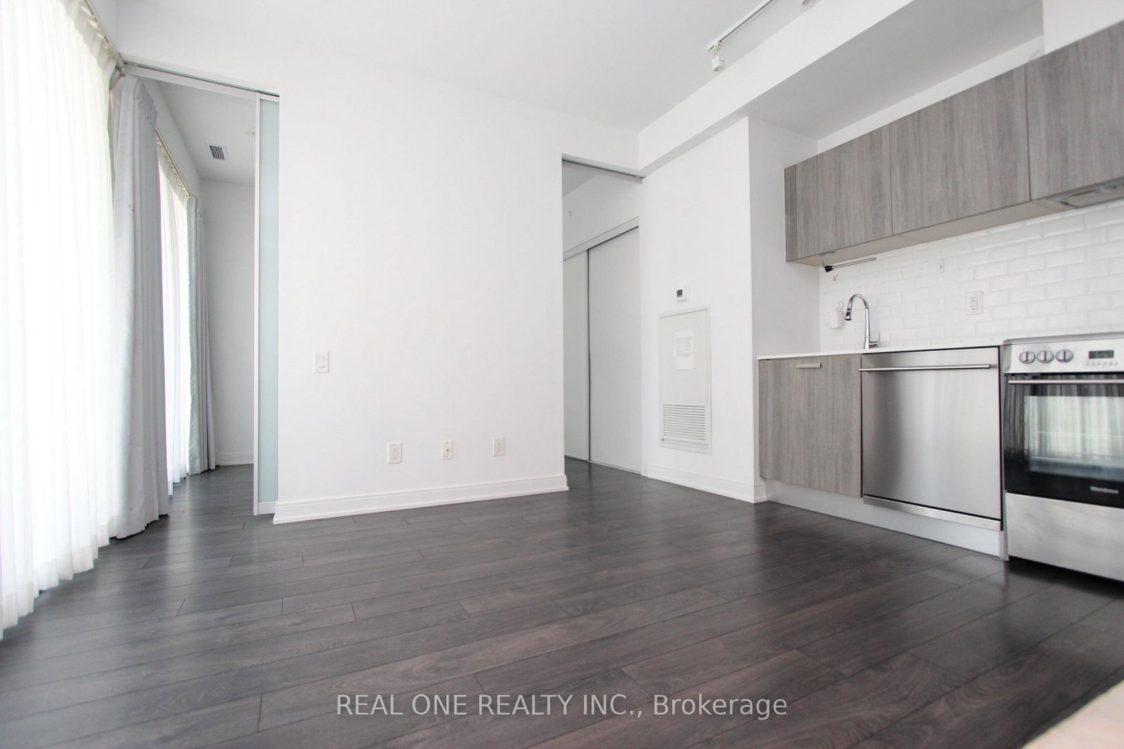 50-charles-street-e-toronto-ontario-c12261397