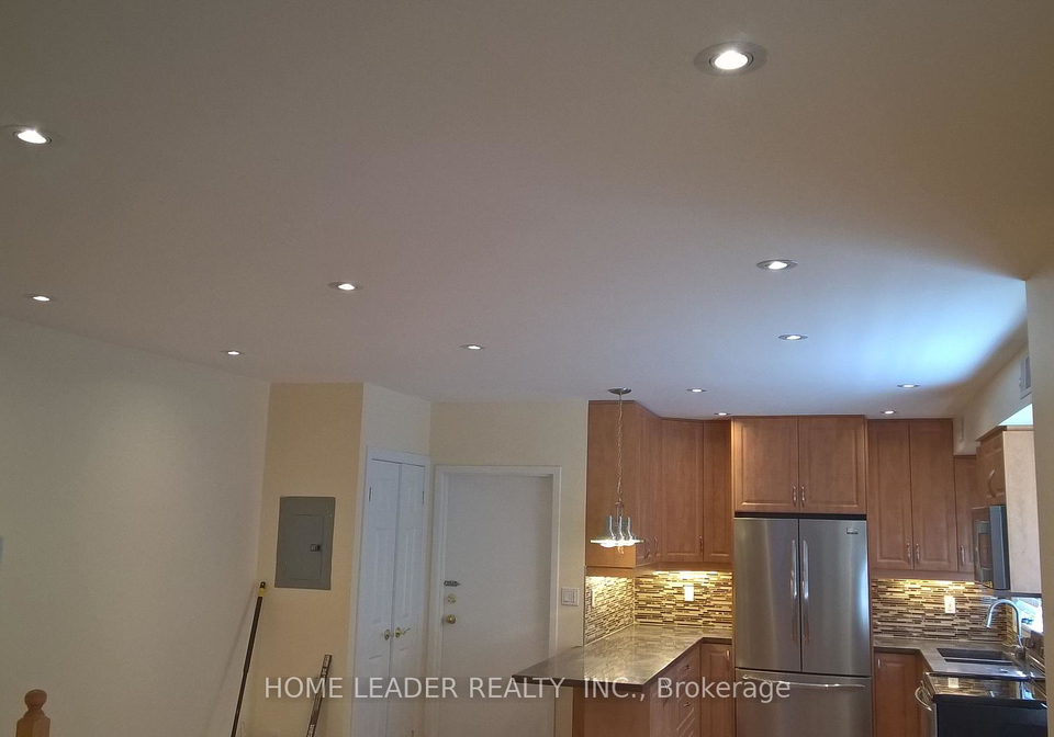 3856-bathurst-street-toronto-ontario-c12261433