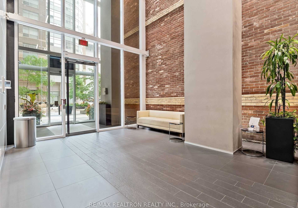 15-grenville-street-toronto-ontario-c12261445