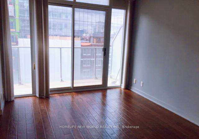 21-nelson-street-toronto-ontario-c12261612