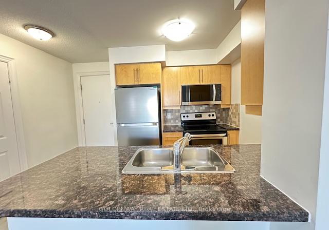 25-greenview-avenue-toronto-ontario-c12261645