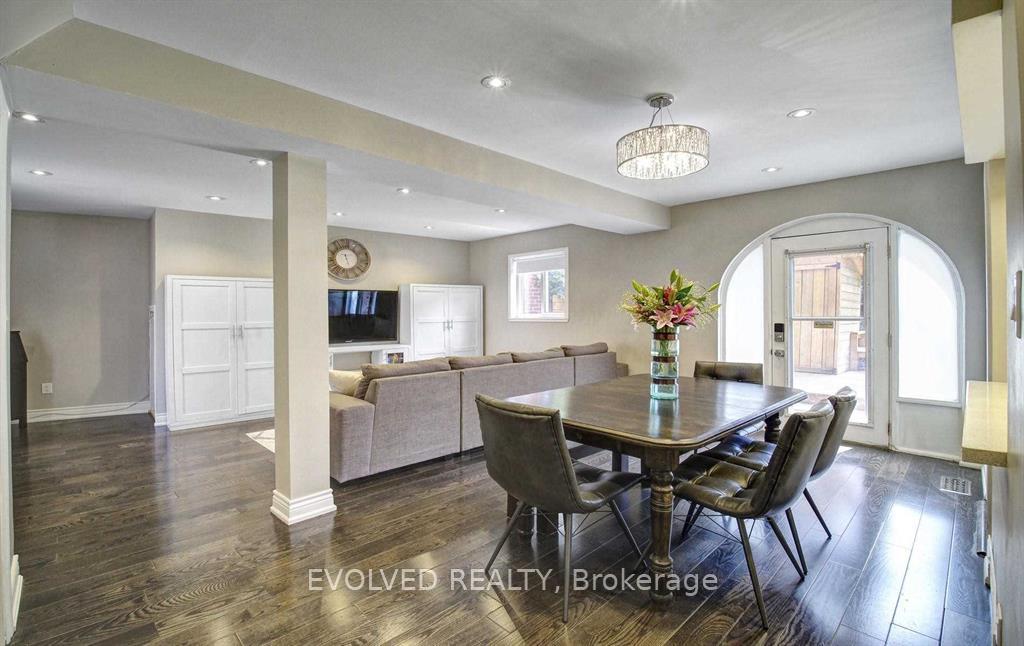 15-esterbrooke-avenue-north-york-ontario-c12261754