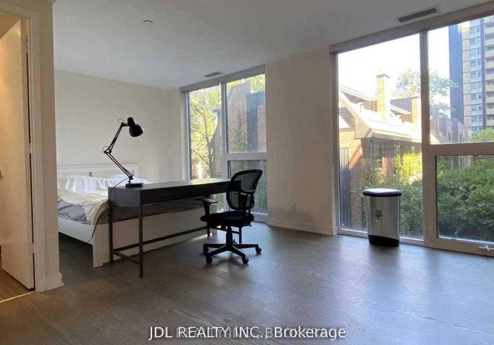 17-dundonald-street-toronto-ontario-c12261793