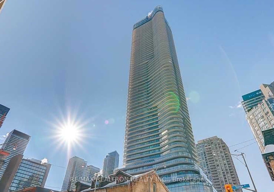 11-wellesley-street-w-toronto-ontario-c12261877