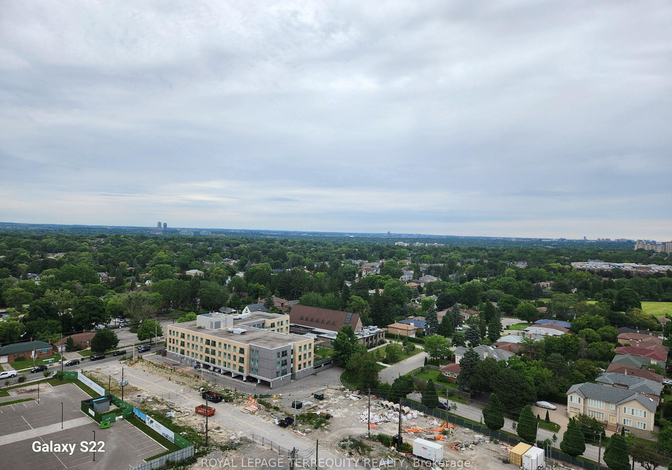 7-golden-lions-heights-north-york-ontario-c12261946