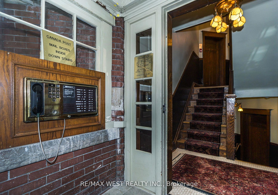 9a-humewood-drive-toronto-ontario-c12262030