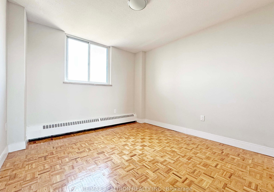 1500-bathurst-street-toronto-ontario-c12262114