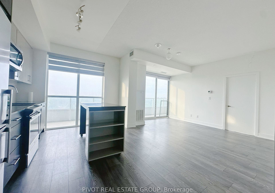 180-fairview-mall-drive-north-york-ontario-c12262238