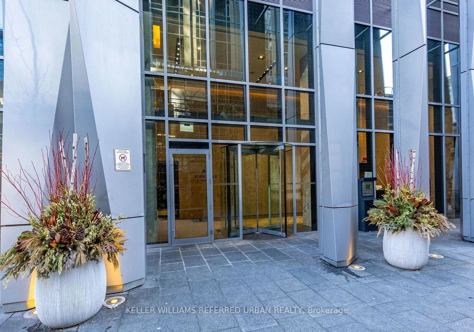 1-yorkville-avenue-toronto-ontario-c12262285