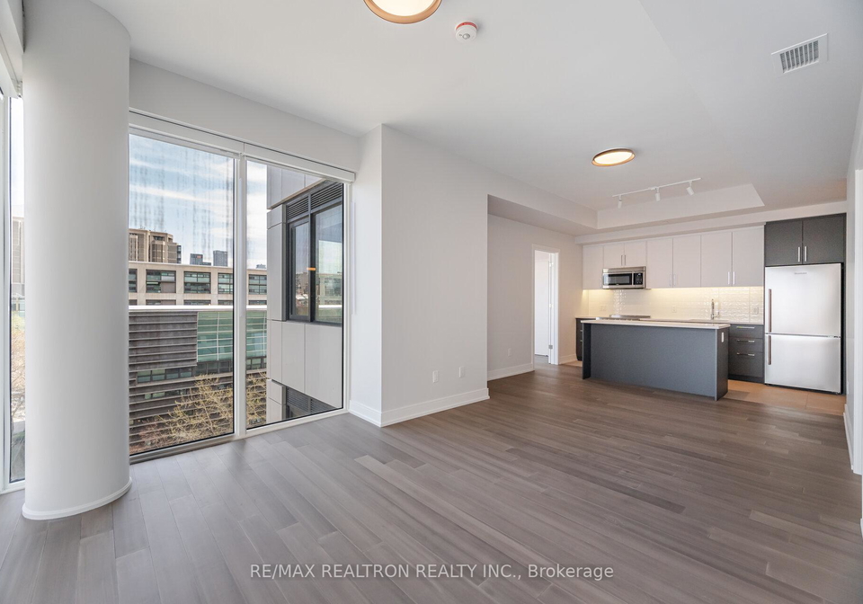 664-spadina-avenue-toronto-ontario-c12262335