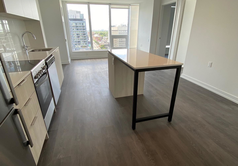 203-college-street-toronto-ontario-c12262572