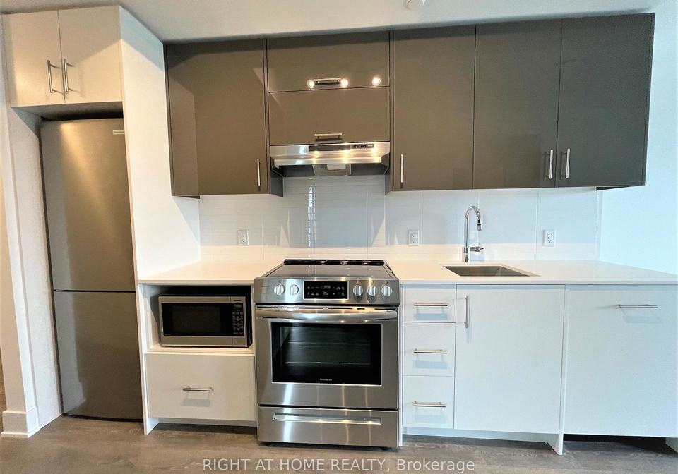 188-fairview-mall-drive-north-york-ontario-c12262715