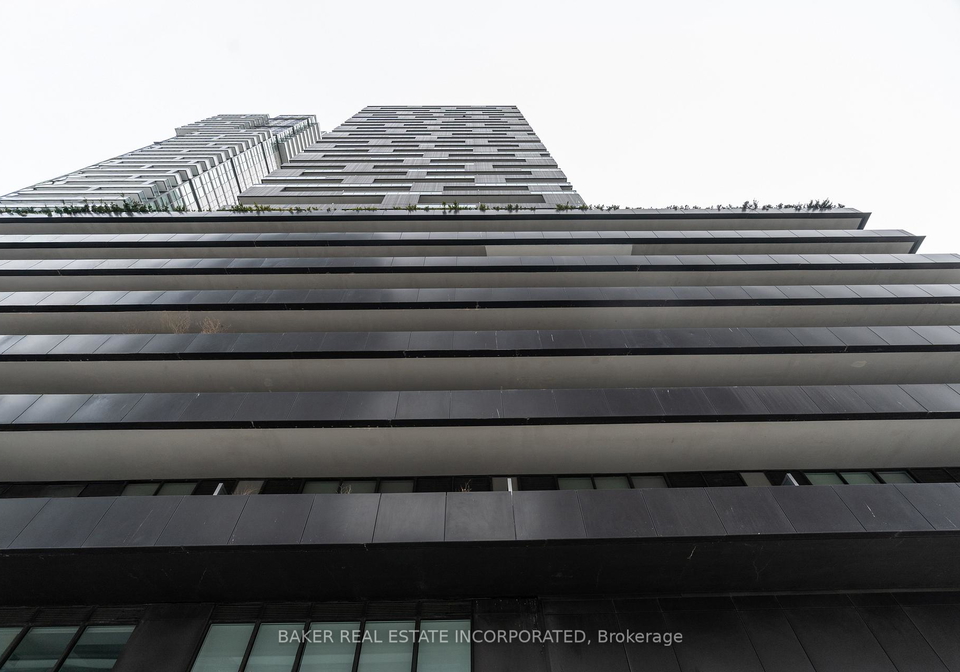 15-roehampton-avenue-toronto-ontario-c12262716