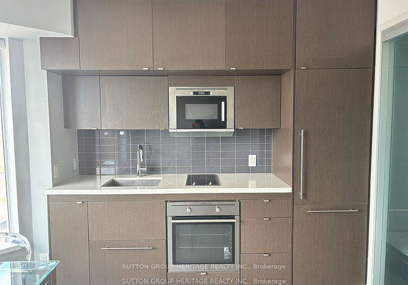 155-yorkville-avenue-toronto-ontario-c12262883