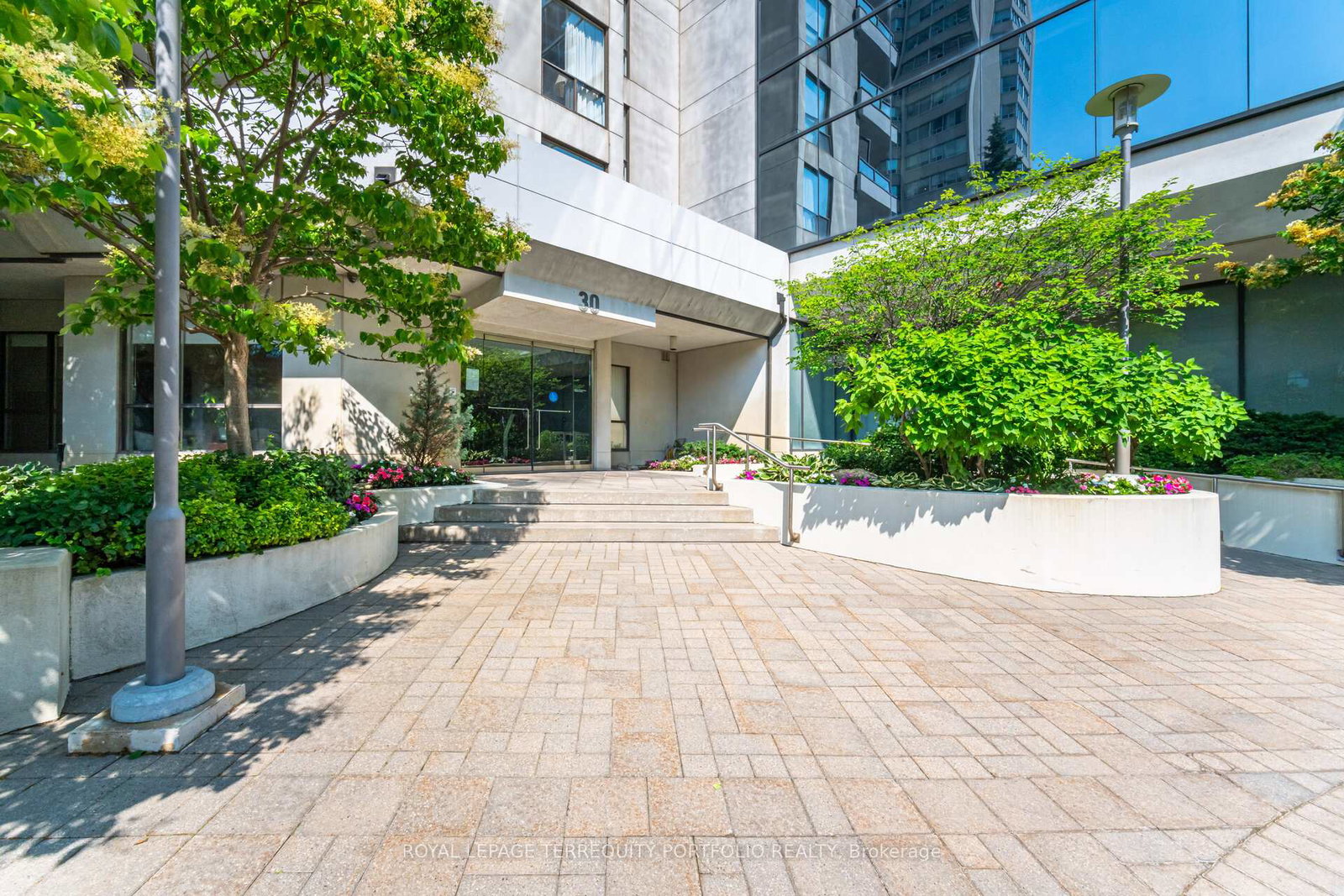 30-holly-street-toronto-ontario-c12262962