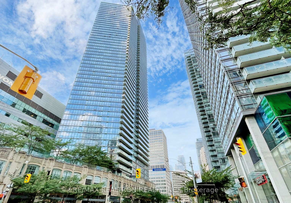 832-bay-street-toronto-ontario-c12263152