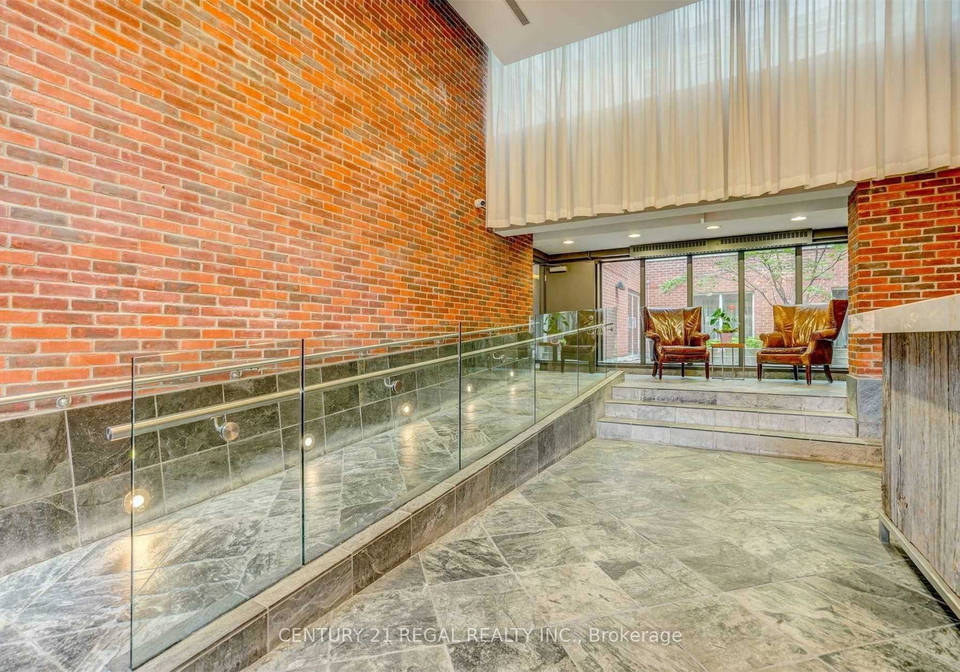 11-st-joseph-street-toronto-ontario-c12263792