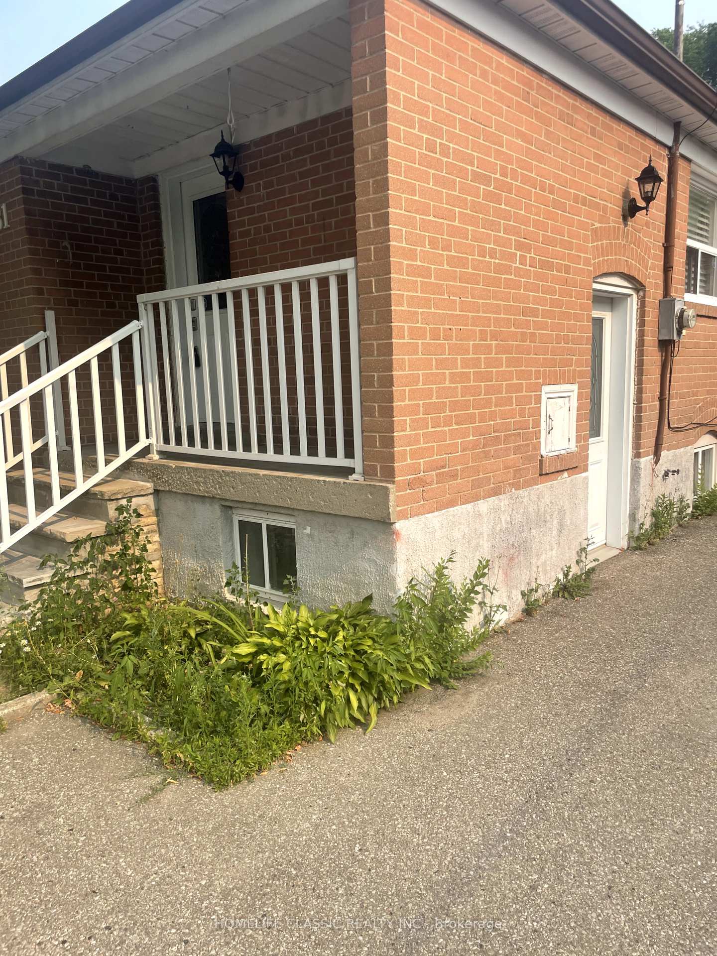 31-madawaska-bsmnt-avenue-north-york-ontario-c12263934