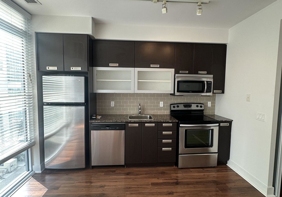 90-stadium-road-toronto-ontario-c12263949
