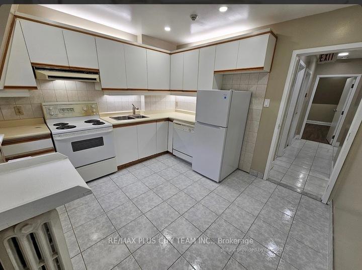 18-dundonald-street-toronto-ontario-c12263979