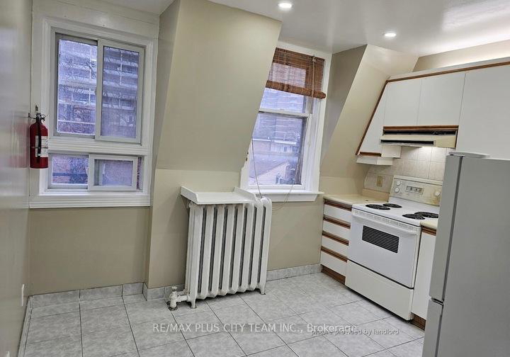 18-dundonald-street-toronto-ontario-c12263979