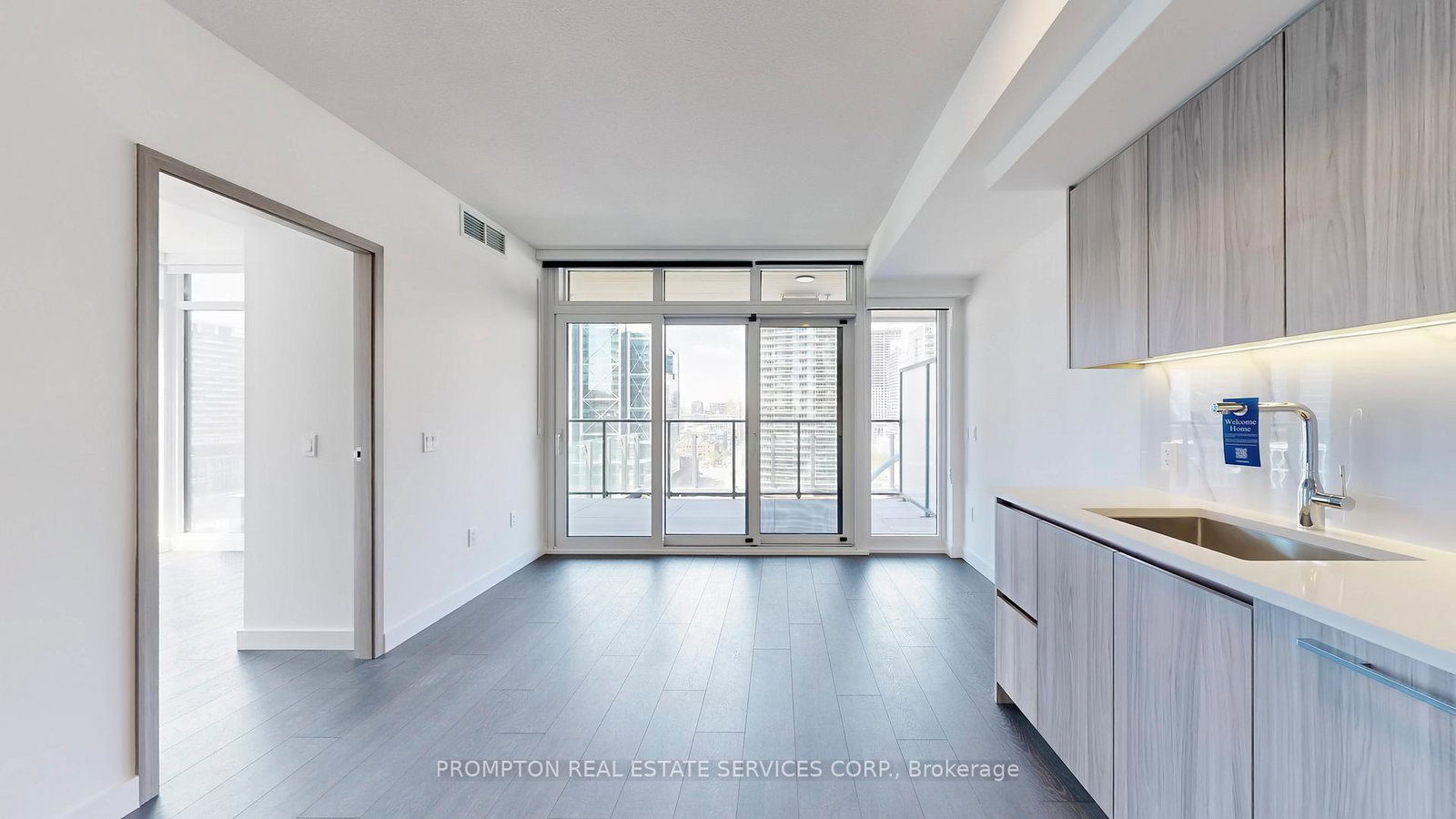 3-concord-cityplace-way-toronto-ontario-c12264018