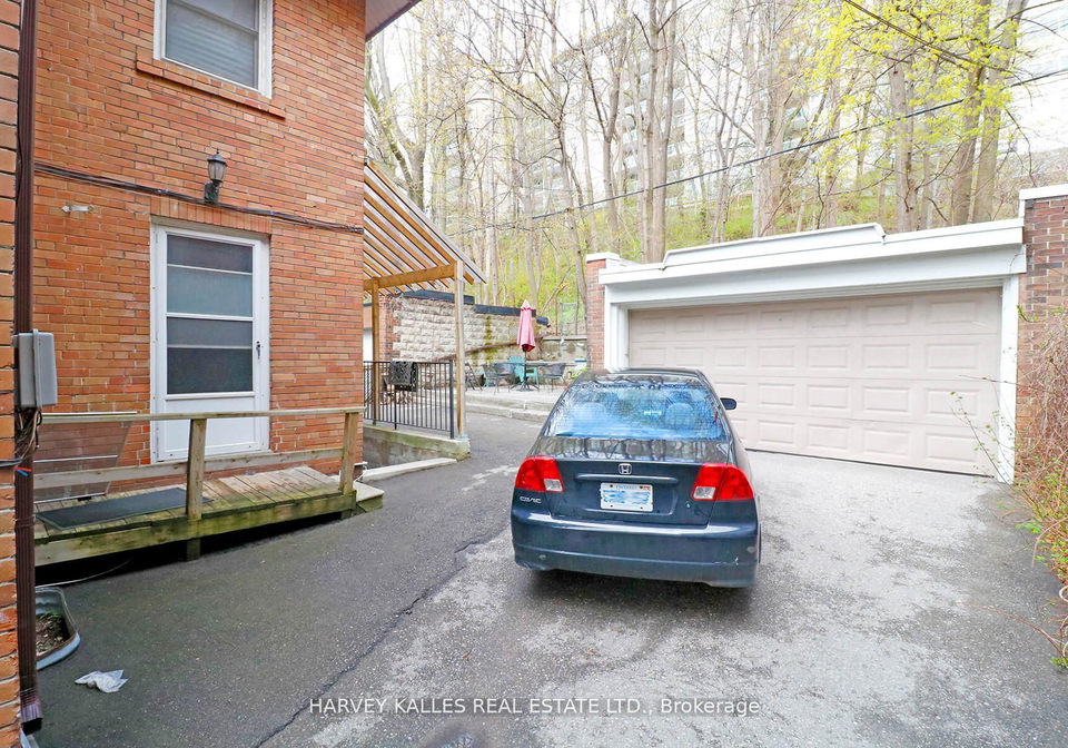 4-poplar-plains-crescent-toronto-ontario-c12264175