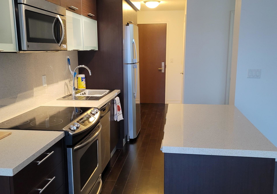 386-yonge-street-toronto-ontario-c12264278