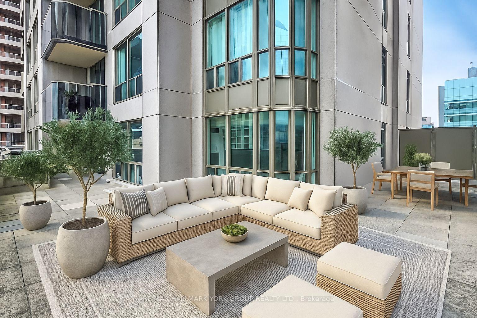 750-bay-street-toronto-ontario-c12264383