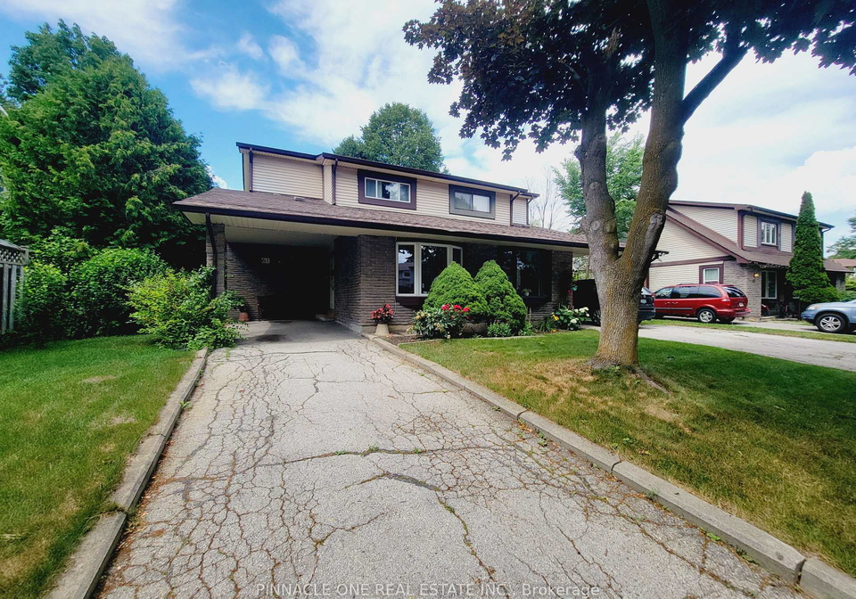61-applegate-crescent-north-york-ontario-c12264539