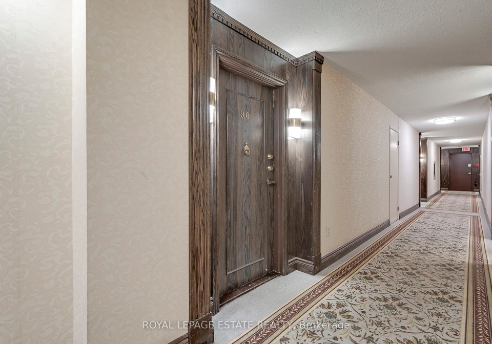 1555-finch-avenue-e-north-york-ontario-c12264779