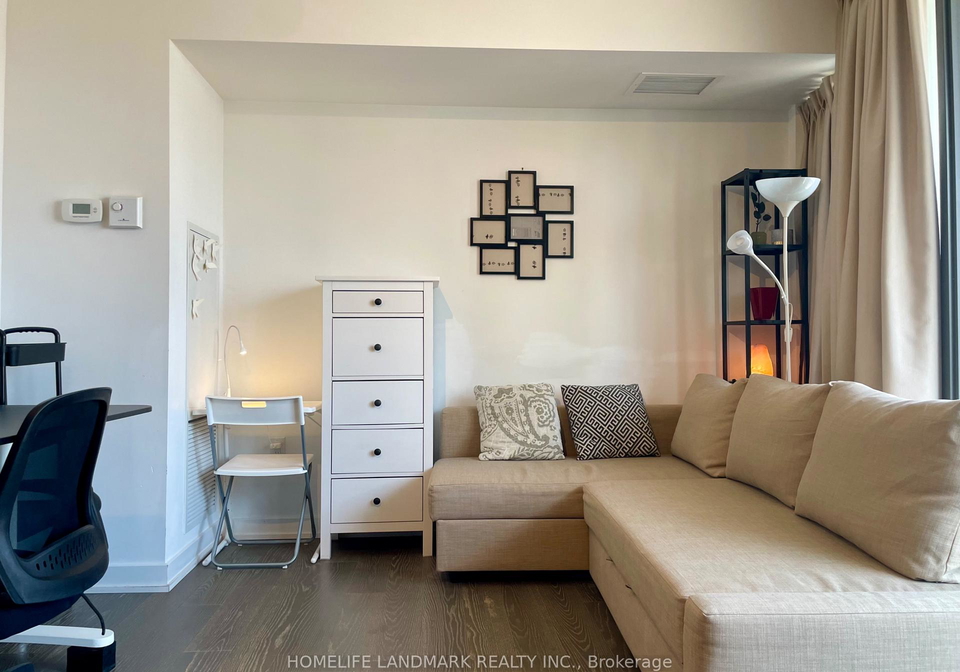 11-wellesley-street-w-toronto-ontario-c12264790
