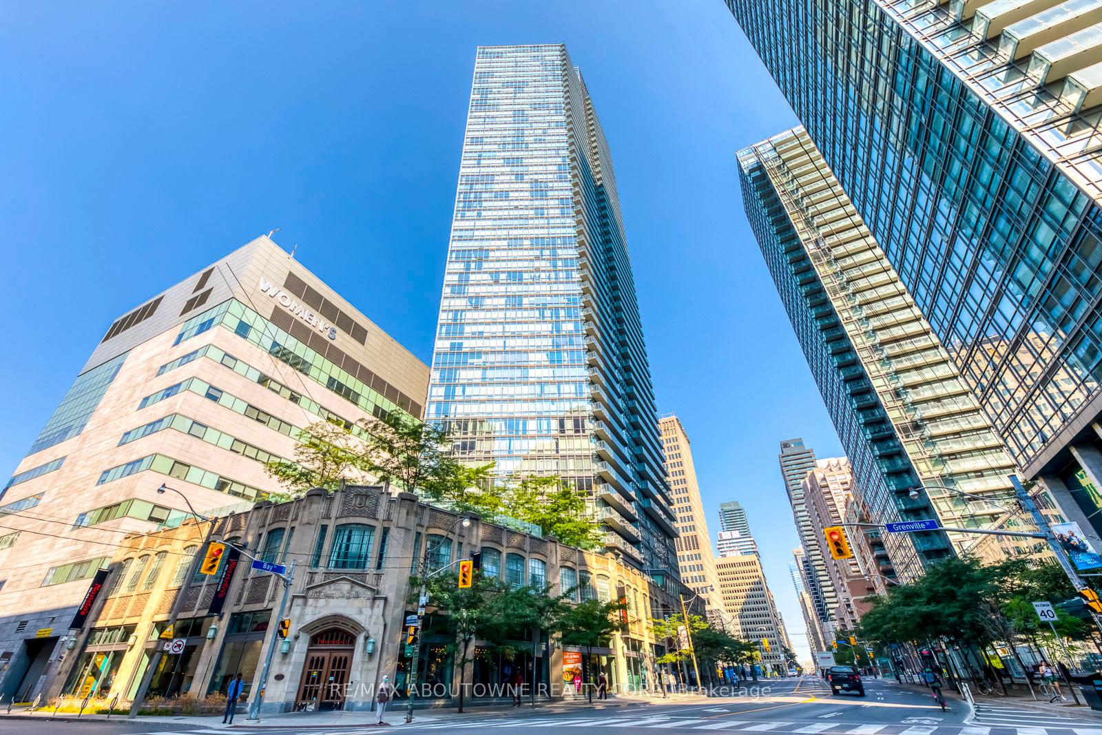 832-bay-street-toronto-ontario-c12264890