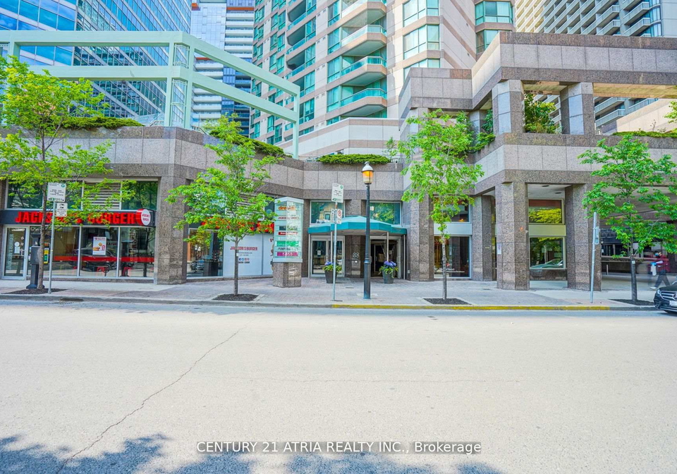 38-elm-street-toronto-ontario-c12264917