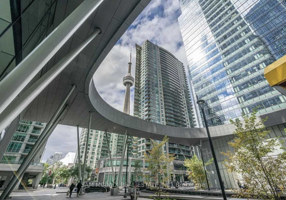 14-york-street-toronto-ontario-c12265175