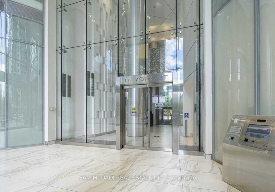 14-york-street-toronto-ontario-c12265175