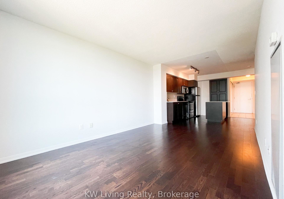 215-fort-york-boulevard-toronto-ontario-c12265203