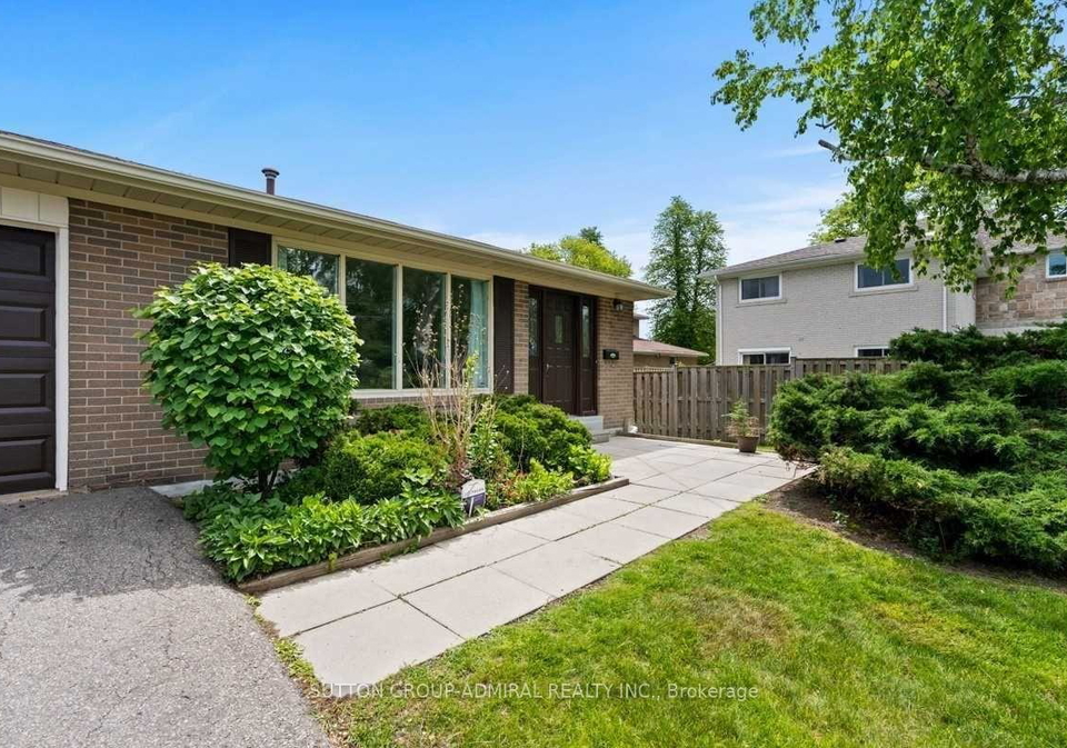 21-corning-floor-road-north-york-ontario-c12265290