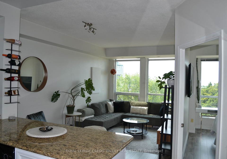 628-fleet-street-toronto-ontario-c12265314