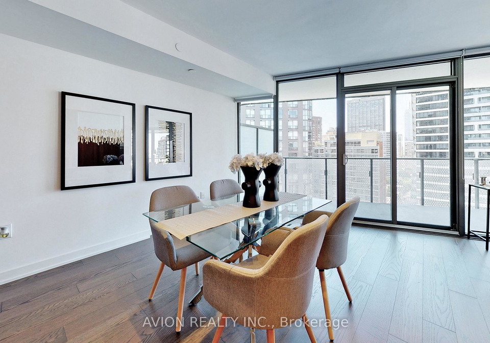 11-wellesley-street-w-toronto-ontario-c12265378