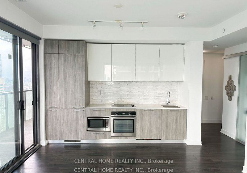 50-charles-street-e-toronto-ontario-c12265560