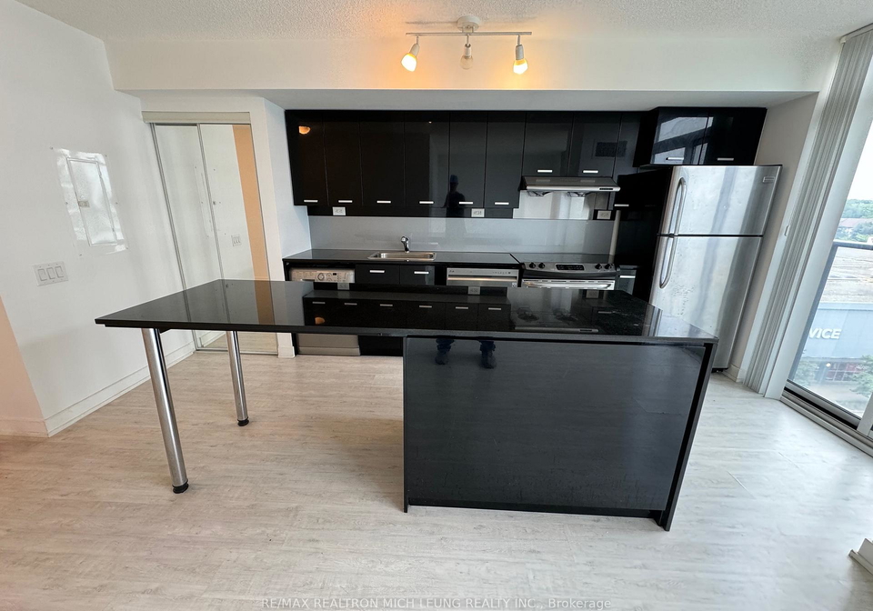 19-singer-court-north-york-ontario-c12265593