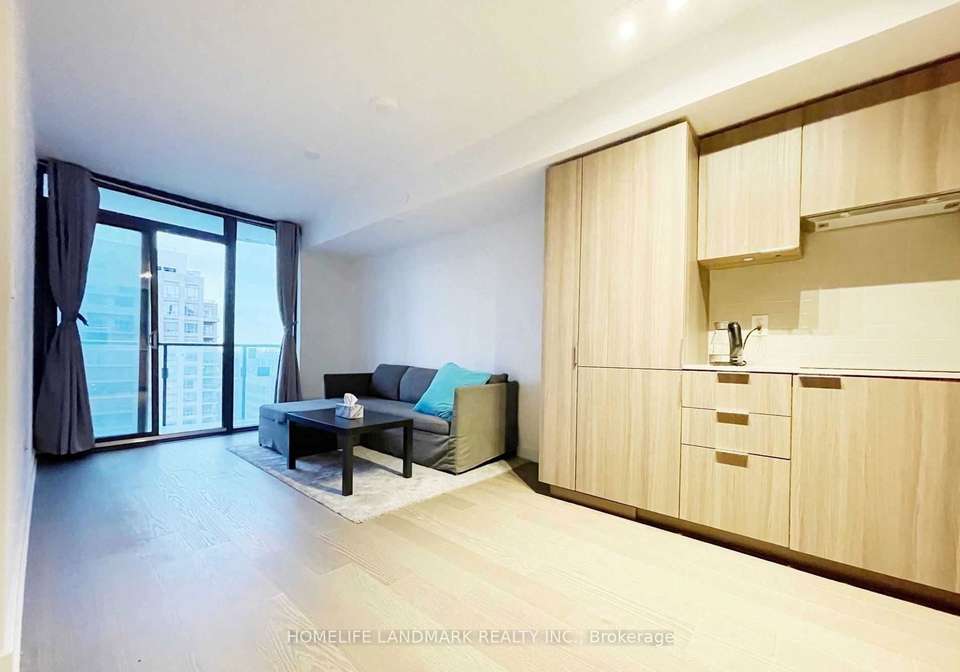 11-wellesley-street-w-toronto-ontario-c12265745