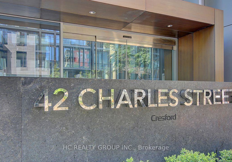 42-charles-street-e-toronto-ontario-c12265747