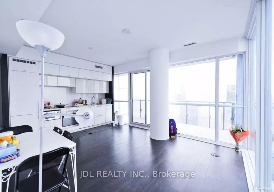 15-grenville-street-toronto-ontario-c12265790
