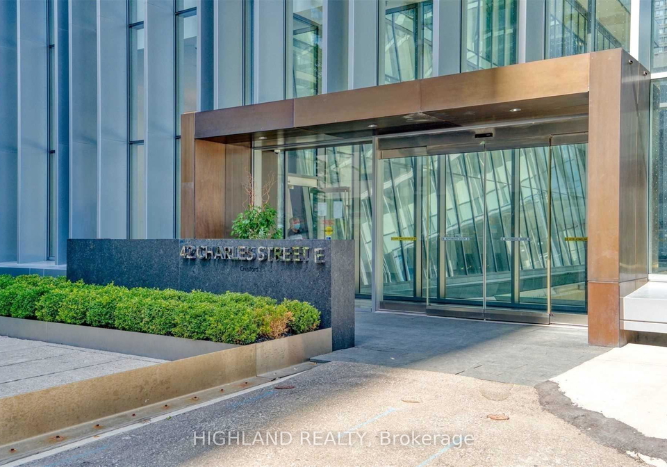 42-charles-street-e-toronto-ontario-c12265851