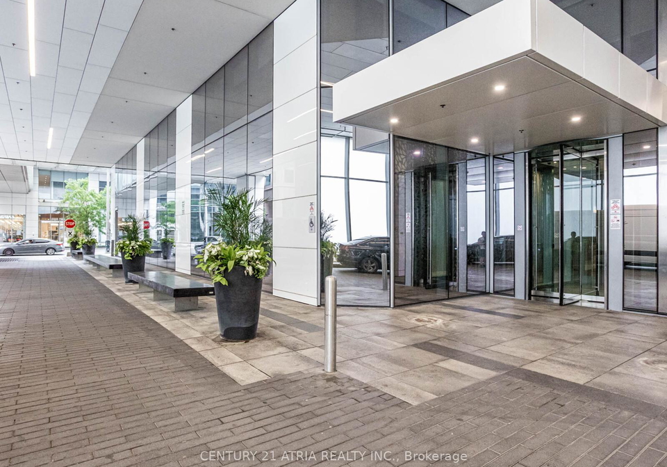 88-harbour-street-toronto-ontario-c12266037