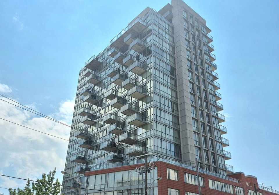 30-canterbury-place-toronto-ontario-c12266048